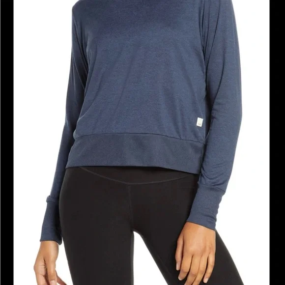 Vuori Women's Navy Blue Day Crew Top - Picture 2 of 2